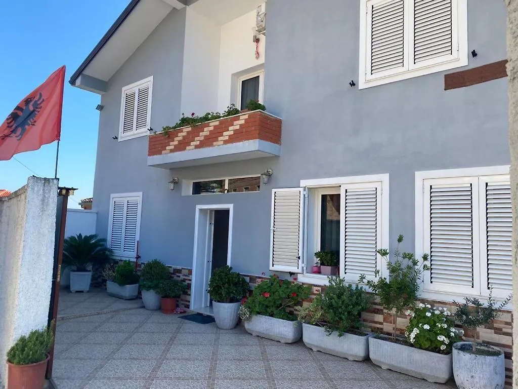 Vila Kani Круя
