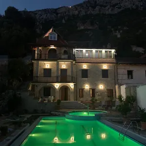 Villa Celaj “the Castle”, Kruje